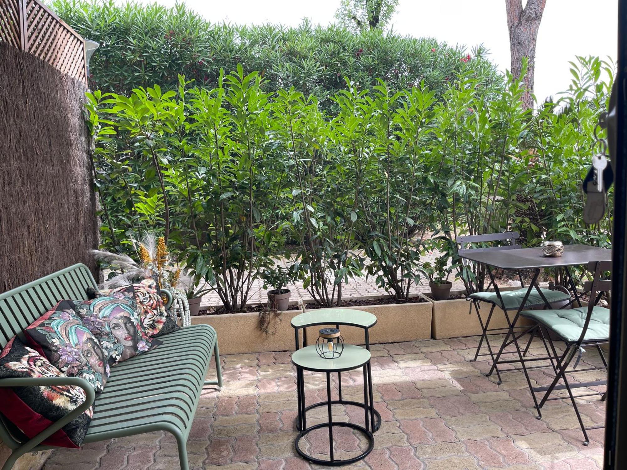 Studio Tout Confort Au Calme Avec Jardin Proche Cannes ル·カネ エクステリア 写真