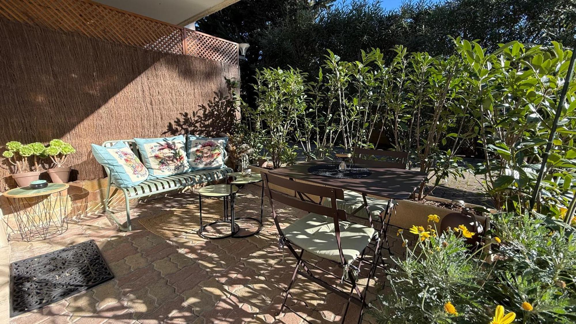 Studio Tout Confort Au Calme Avec Jardin Proche Cannes ル·カネ エクステリア 写真